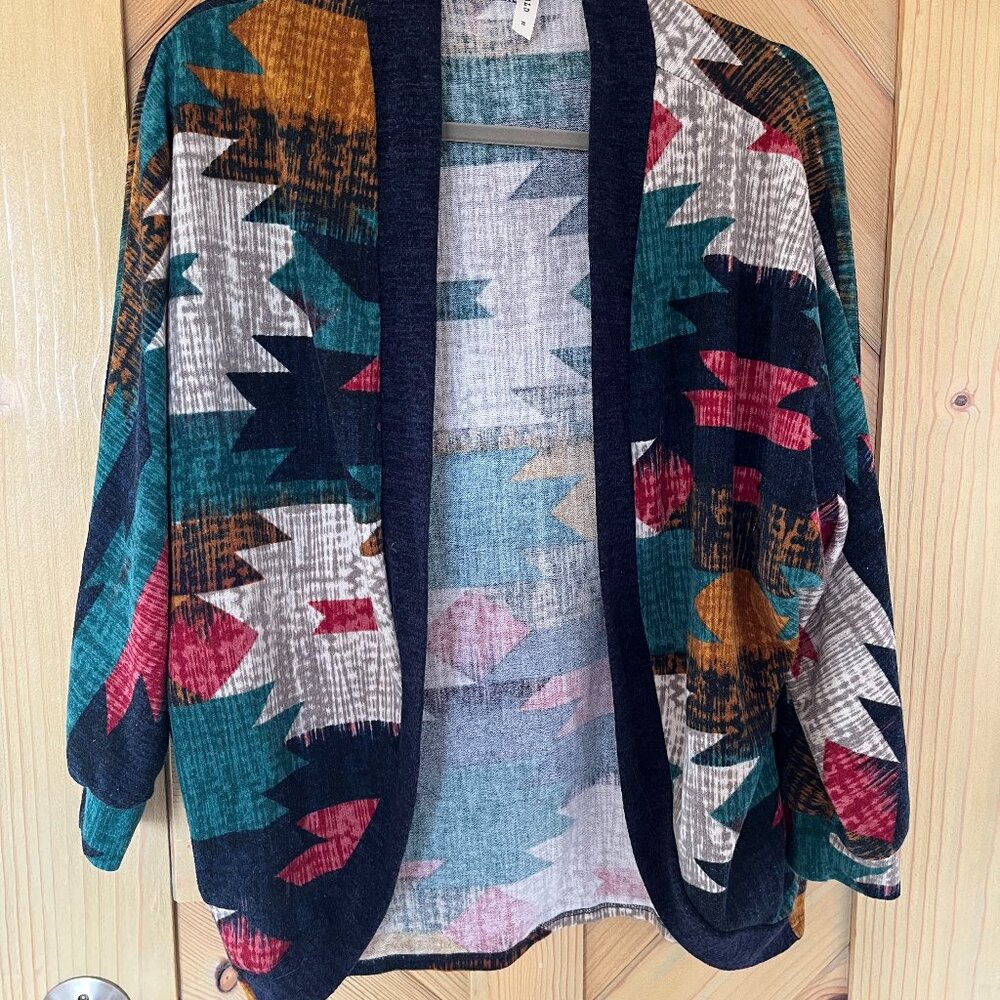 Emerald 3/4 Sleeve Lightweight Women's Medium Draped Cardigan